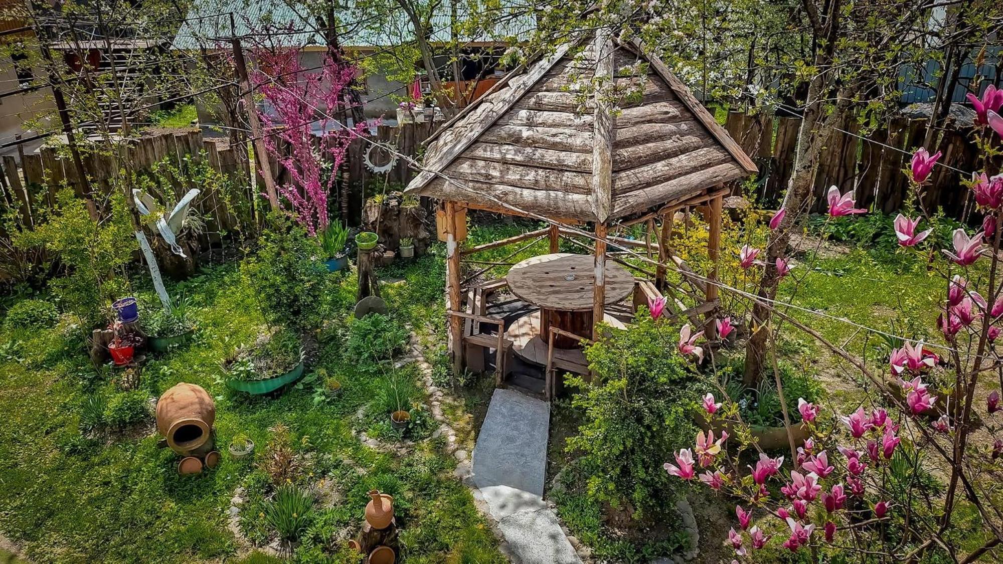 Guest House "Svaneti" Lentekhi Εξωτερικό φωτογραφία